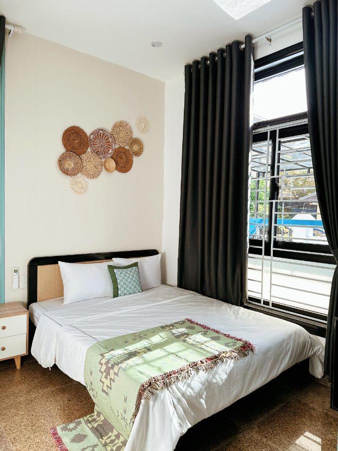 Under The Sun Homestay Hue Exterior photo