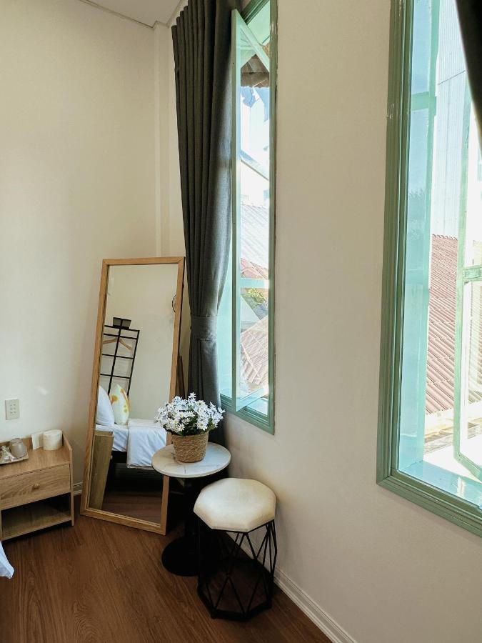 Under The Sun Homestay Hue Exterior photo