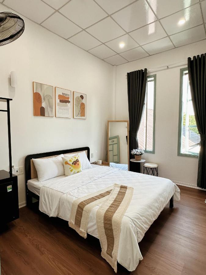 Under The Sun Homestay Hue Exterior photo