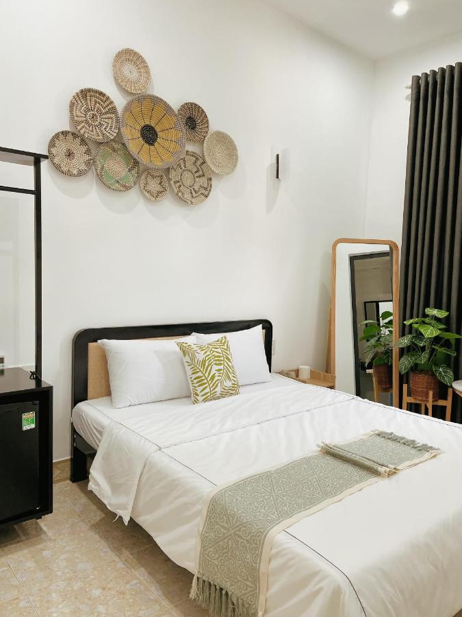 Under The Sun Homestay Hue Exterior photo